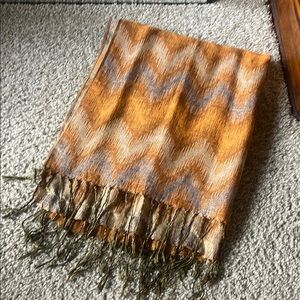 Chevron Patterned Scarf with Fringe